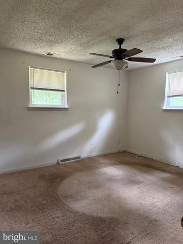 8603 DANGERFIELD RD, Clinton, MD 20735