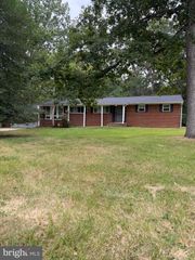 8603 DANGERFIELD RD, Clinton, MD 20735