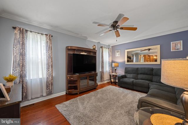 431 STOCKTON LOOP, Williamstown, NJ 08094
