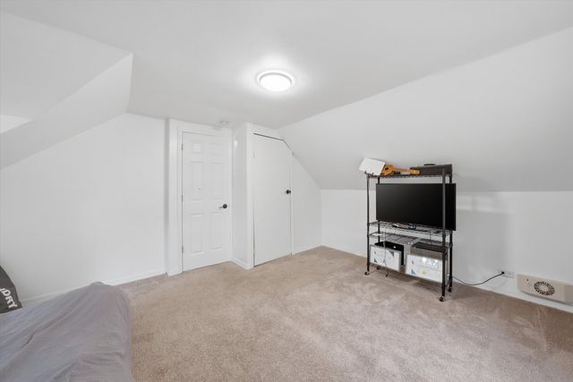 277 W Raye Drive, Chicago Heights, IL 60411