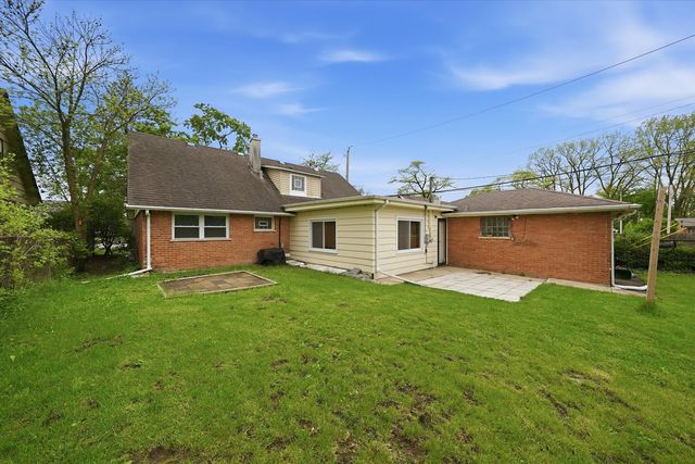 277 W Raye Drive, Chicago Heights, IL 60411