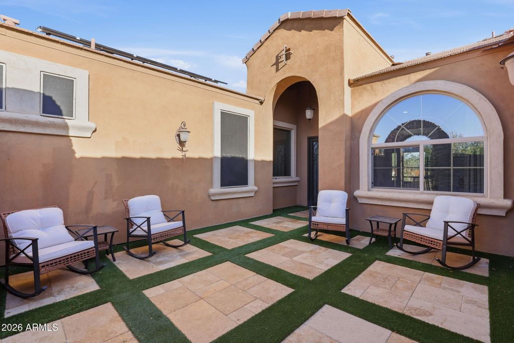 Image 16 of property listing at 6615 W LEIBER Place, Glendale, AZ 85310