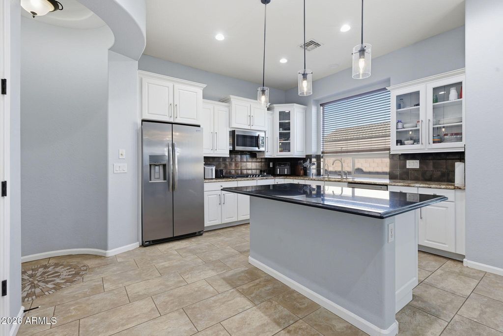 Image 29 of property listing at 6615 W LEIBER Place, Glendale, AZ 85310