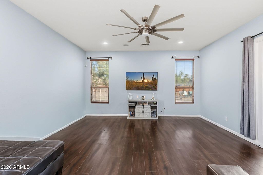 Image 38 of property listing at 6615 W LEIBER Place, Glendale, AZ 85310
