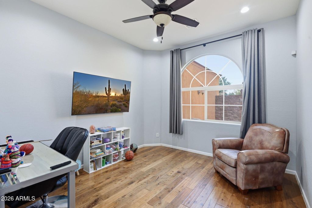Image 42 of property listing at 6615 W LEIBER Place, Glendale, AZ 85310