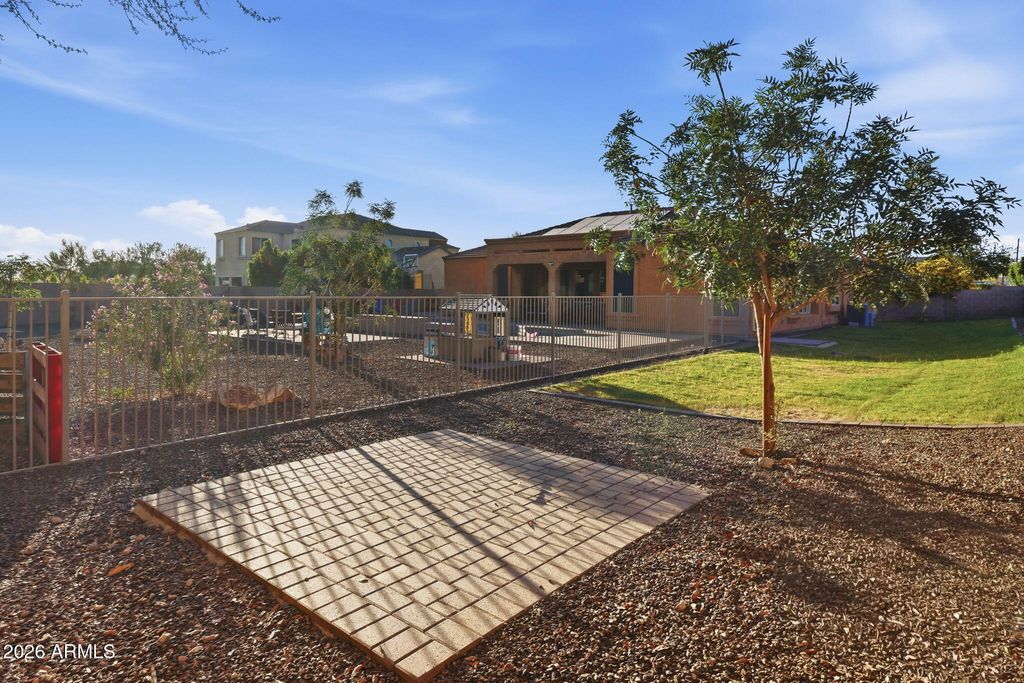 Image 89 of property listing at 6615 W LEIBER Place, Glendale, AZ 85310
