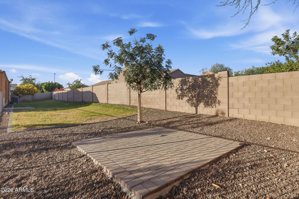 Image 90 of property listing at 6615 W LEIBER Place, Glendale, AZ 85310