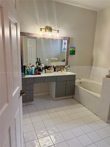 12721 SW 53rd St, Miramar, FL 33027