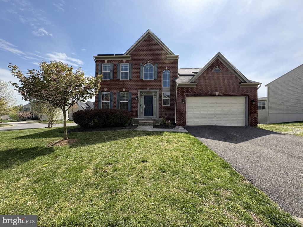 Image 1 of property listing at 2707 SWANN WING CT SWANN WING CT, Lanham, MD 20706