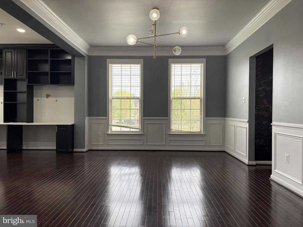 Image 9 of property listing at 2707 SWANN WING CT SWANN WING CT, Lanham, MD 20706