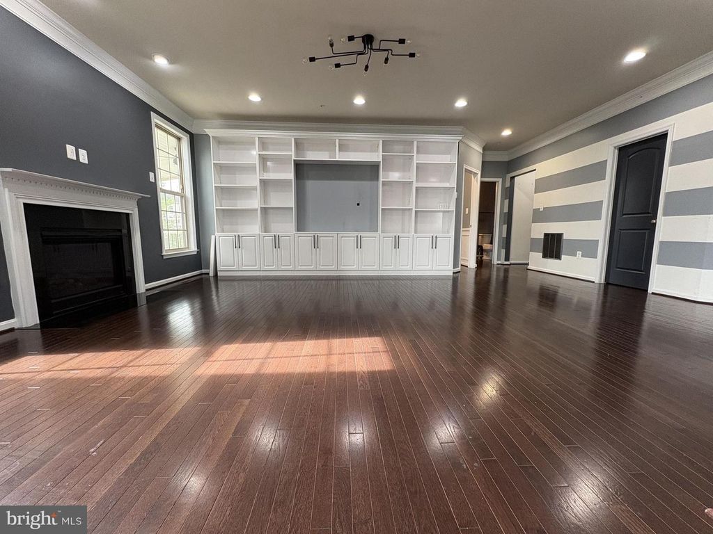 Image 14 of property listing at 2707 SWANN WING CT SWANN WING CT, Lanham, MD 20706