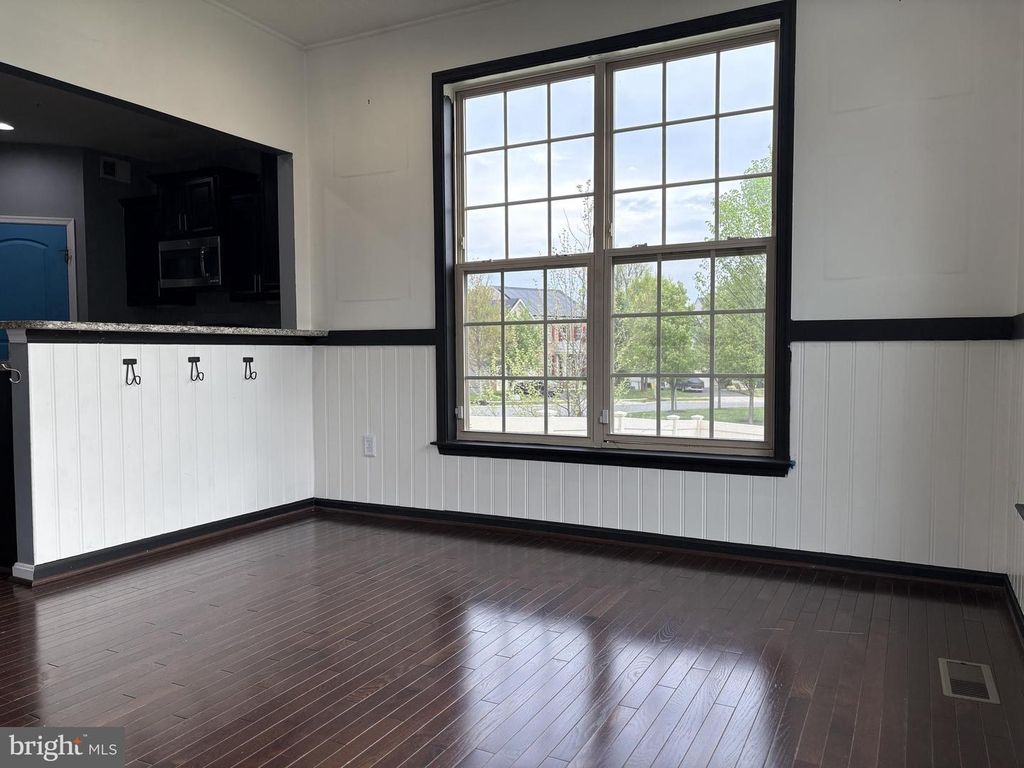 Image 26 of property listing at 2707 SWANN WING CT SWANN WING CT, Lanham, MD 20706