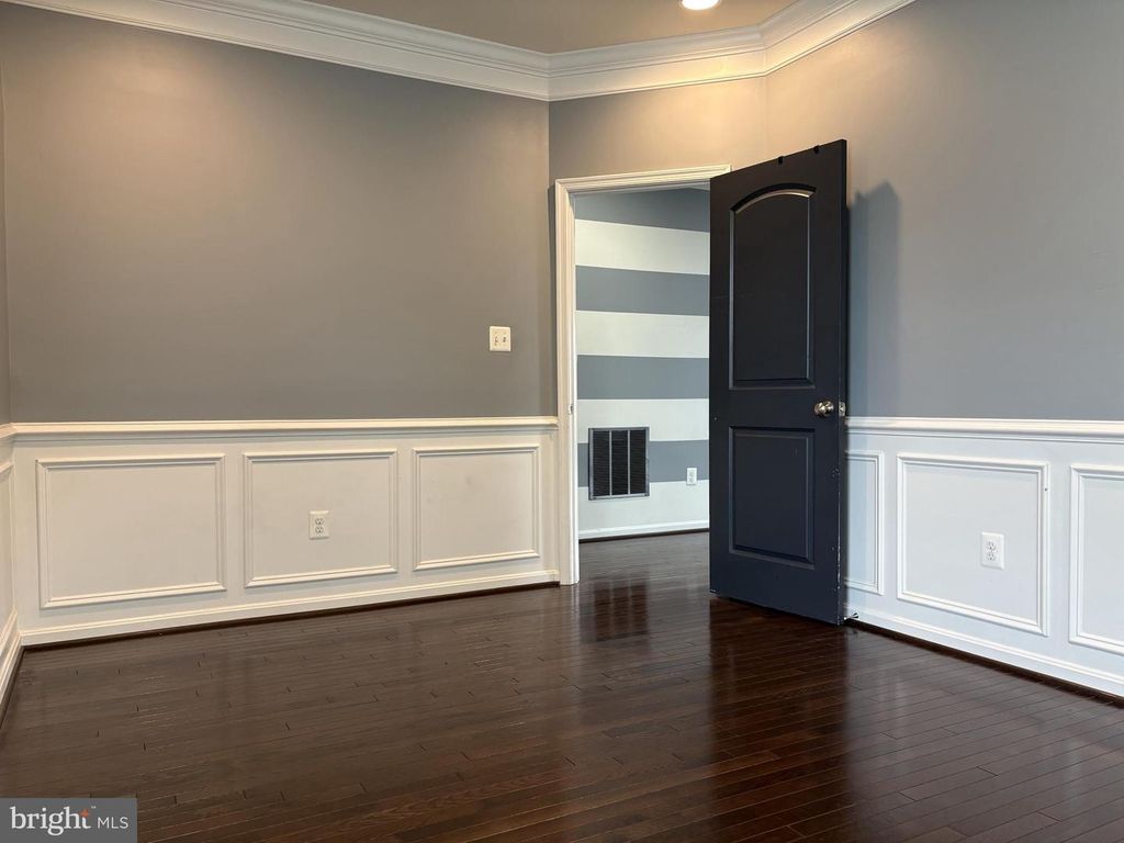 Image 31 of property listing at 2707 SWANN WING CT SWANN WING CT, Lanham, MD 20706