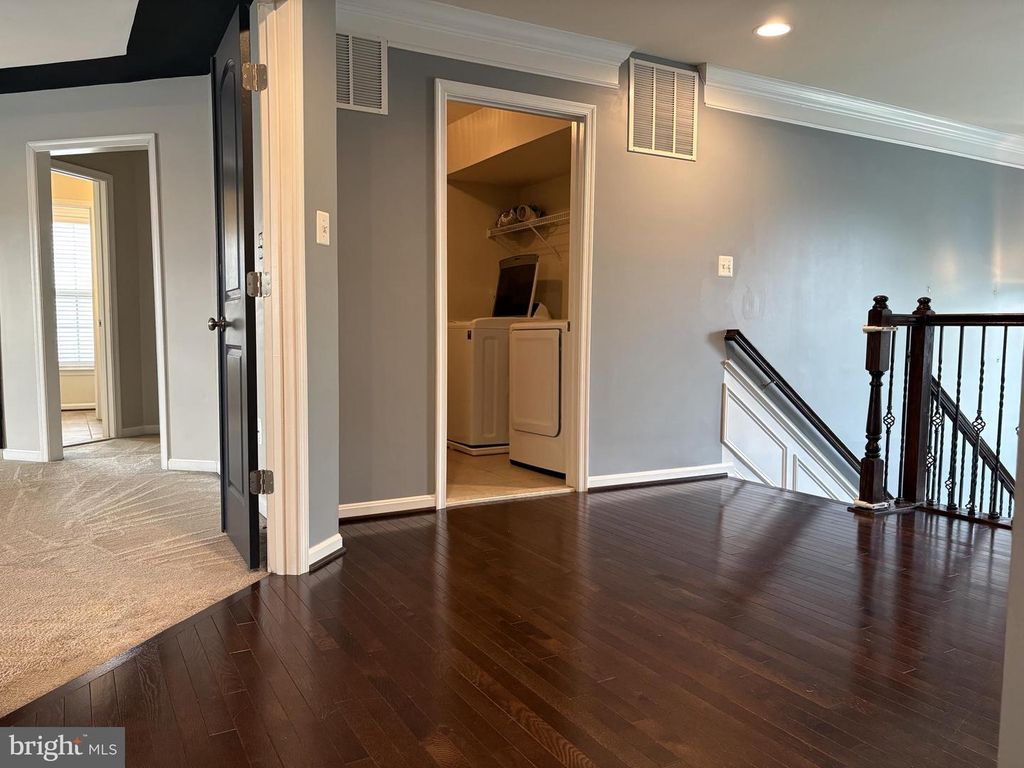 Image 37 of property listing at 2707 SWANN WING CT SWANN WING CT, Lanham, MD 20706