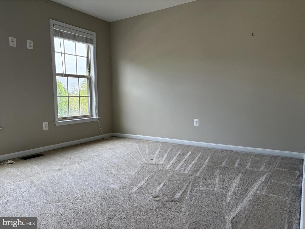 Image 39 of property listing at 2707 SWANN WING CT SWANN WING CT, Lanham, MD 20706