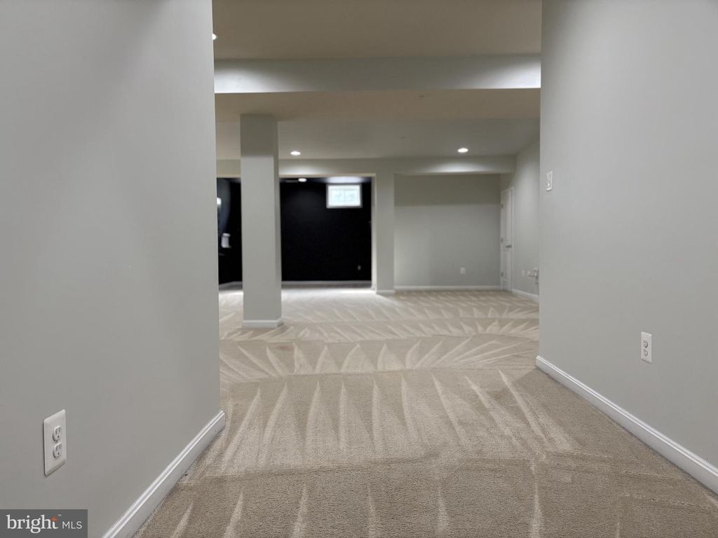 Image 67 of property listing at 2707 SWANN WING CT SWANN WING CT, Lanham, MD 20706