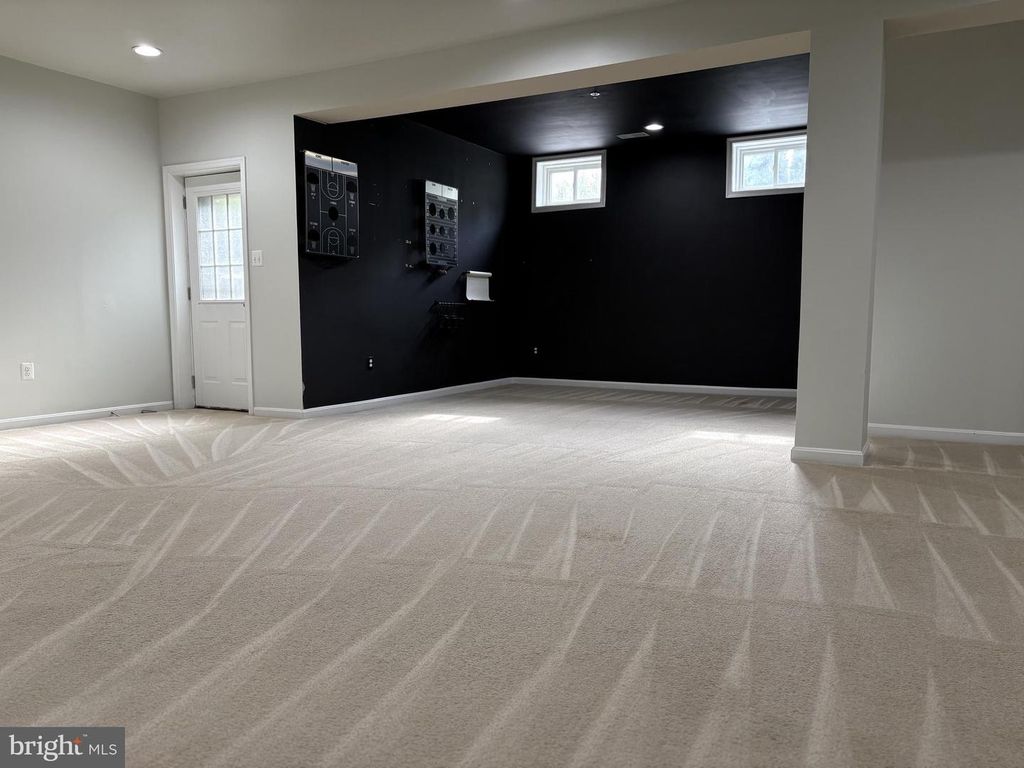 Image 74 of property listing at 2707 SWANN WING CT SWANN WING CT, Lanham, MD 20706