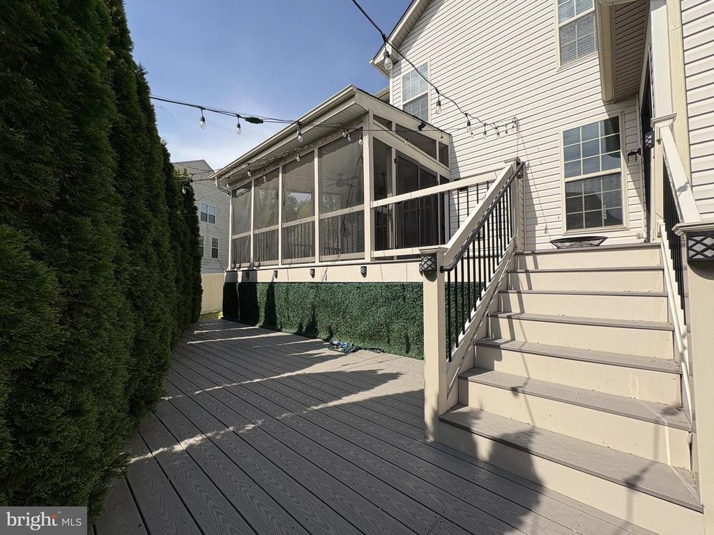 Image 78 of property listing at 2707 SWANN WING CT SWANN WING CT, Lanham, MD 20706