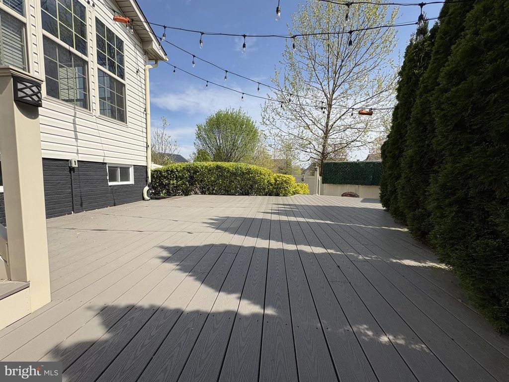 Image 80 of property listing at 2707 SWANN WING CT SWANN WING CT, Lanham, MD 20706