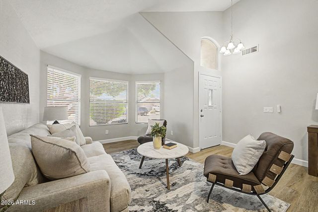 15208 W EUREKA Trail, Surprise, AZ 85374