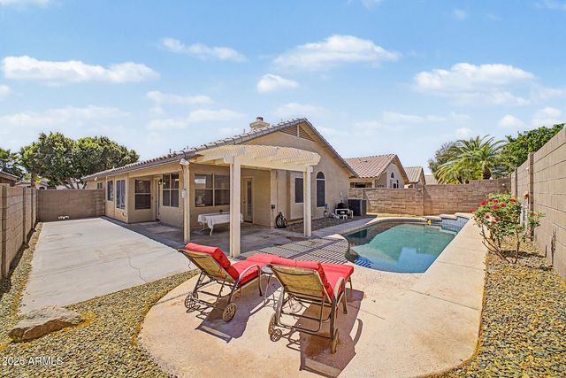 15208 W EUREKA Trail, Surprise, AZ 85374