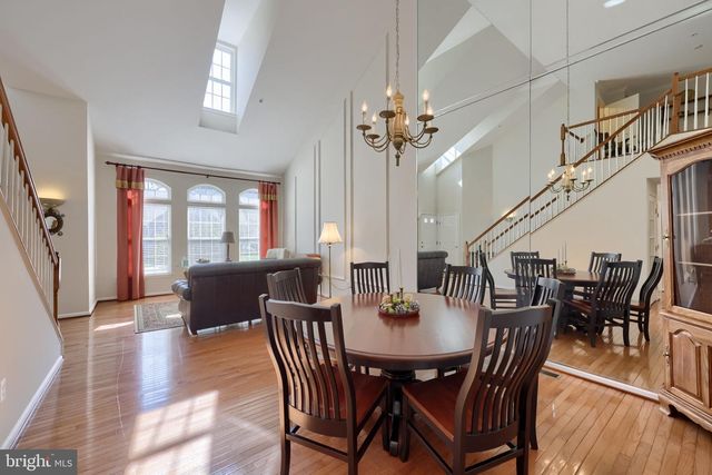 1506 SYCAMORE TER, York, PA 17403