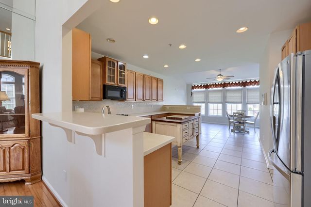 1506 SYCAMORE TER, York, PA 17403