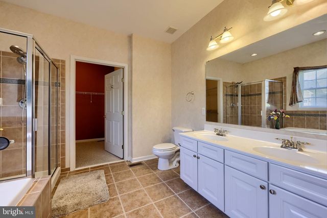 1506 SYCAMORE TER, York, PA 17403