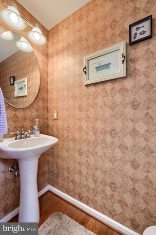1506 SYCAMORE TER, York, PA 17403