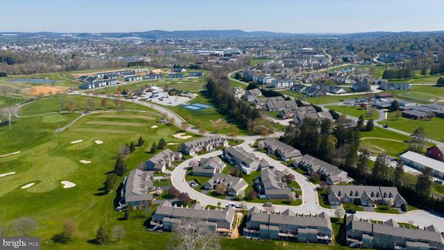 1506 SYCAMORE TER, York, PA 17403