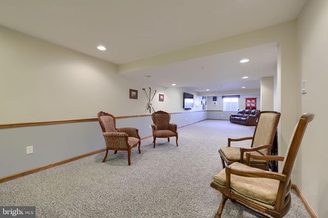 1506 SYCAMORE TER, York, PA 17403
