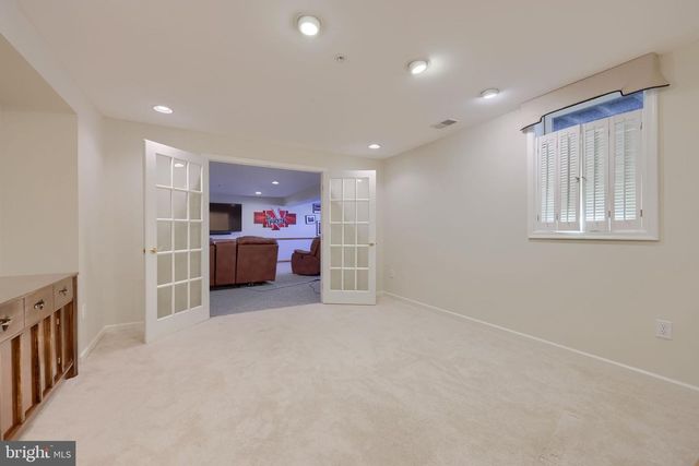 1506 SYCAMORE TER, York, PA 17403