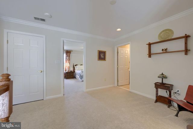 1506 SYCAMORE TER, York, PA 17403