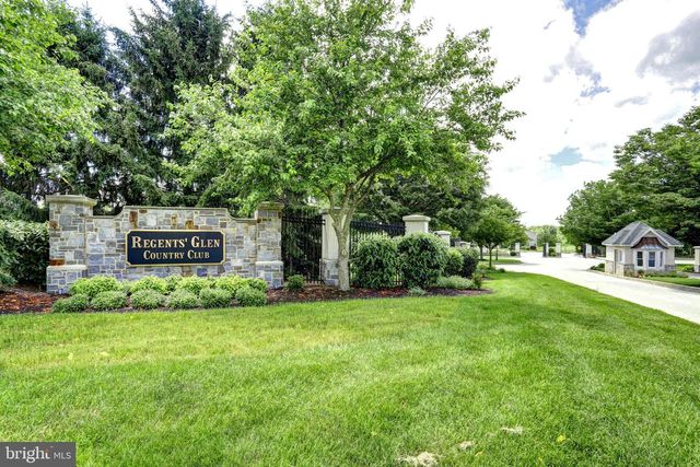 1506 SYCAMORE TER, York, PA 17403