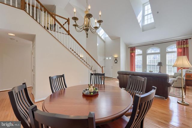 1506 SYCAMORE TER, York, PA 17403