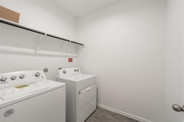 2209 Laurel Bloom Ln, Sealy, TX 77474