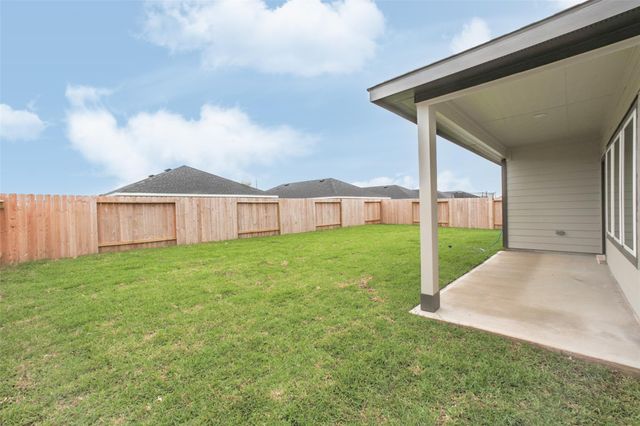 2209 Laurel Bloom Ln, Sealy, TX 77474