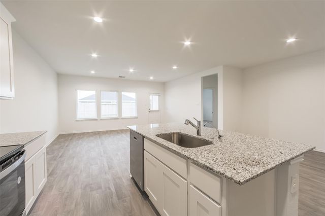 2209 Laurel Bloom Ln, Sealy, TX 77474