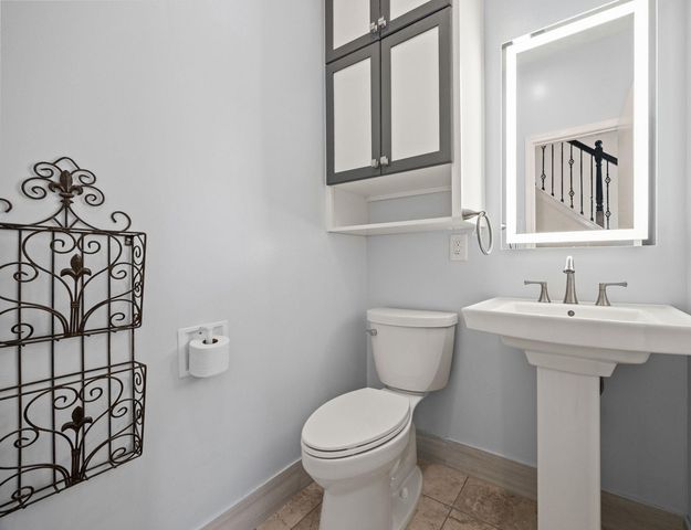 7447 Cambridge Street 117, Houston, TX 77054