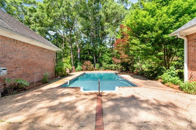 2708 Churchbell Drive, Mobile, AL 36695