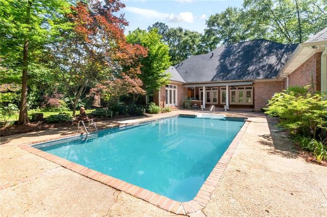 2708 Churchbell Drive, Mobile, AL 36695