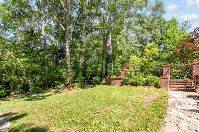 2708 Churchbell Drive, Mobile, AL 36695