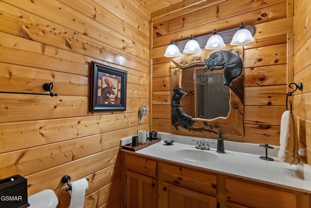 2869 White Oak Ridge Lane, Sevierville, TN 37876