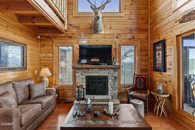 2869 White Oak Ridge Lane, Sevierville, TN 37876