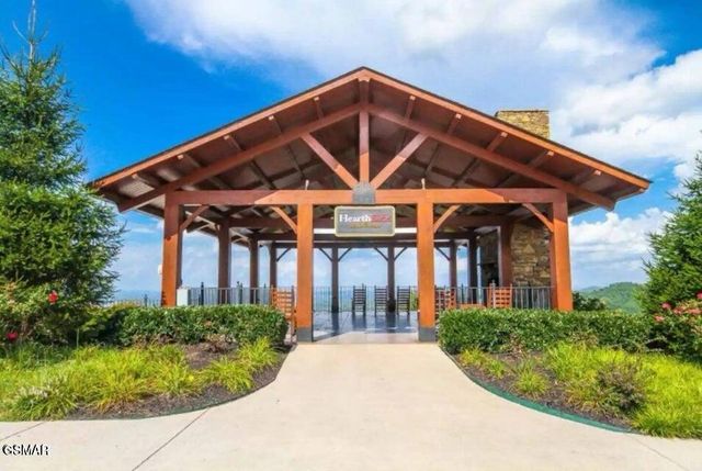 2869 White Oak Ridge Lane, Sevierville, TN 37876