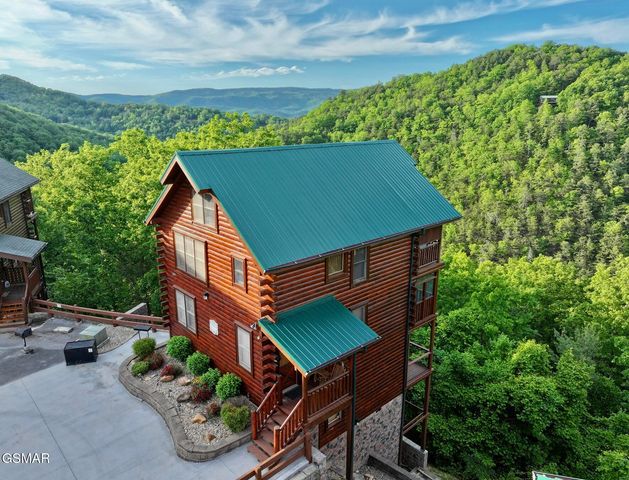 2869 White Oak Ridge Lane, Sevierville, TN 37876