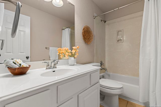 25047 MC BRIDE DR, San Antonio, TX 78255