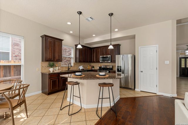 25047 MC BRIDE DR, San Antonio, TX 78255