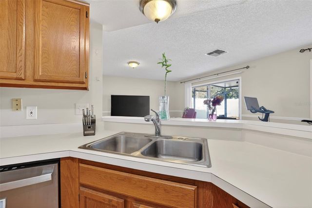 5215 CORVETTE DRIVE, Tampa, FL 33624