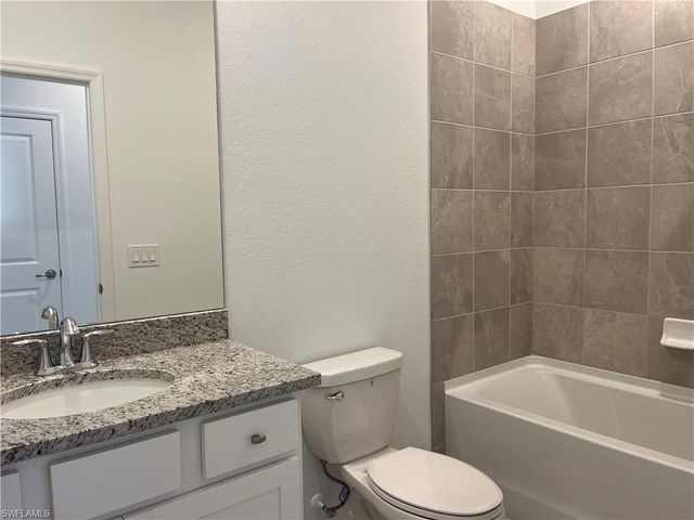 15040 Palamos CIR NW, Fort Myers, FL 33905